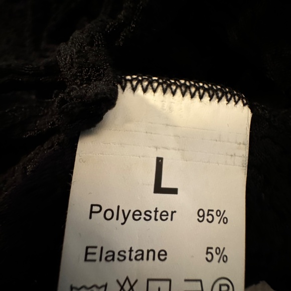 Mini Skirt 2 pc Set New without tag - Picture 4 of 4